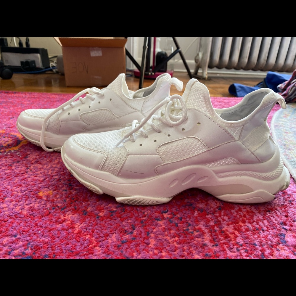 Steve Madden White Arielle Exaggerated Sole Sneaker